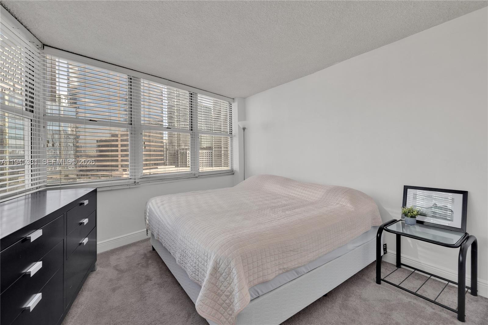 801 Brickell Bay Dr #1262 Miami, FL 33131