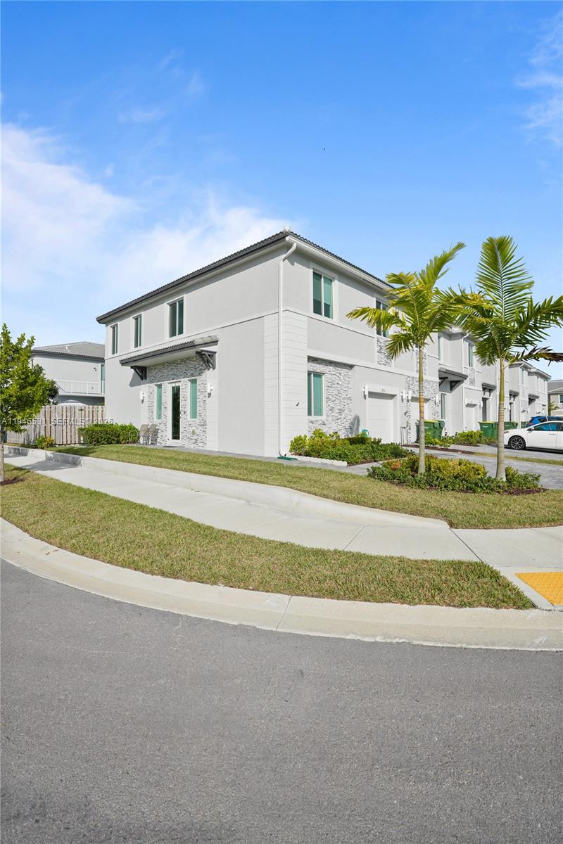 11919 SW 247th Ter Homestead, FL 33032