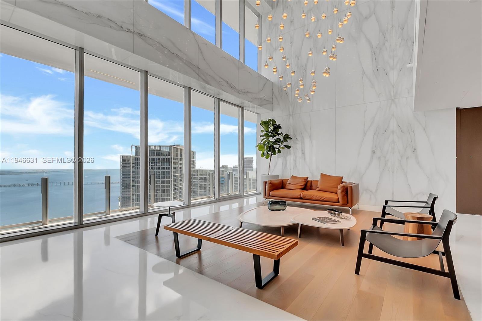 image Aston Martin Residences36