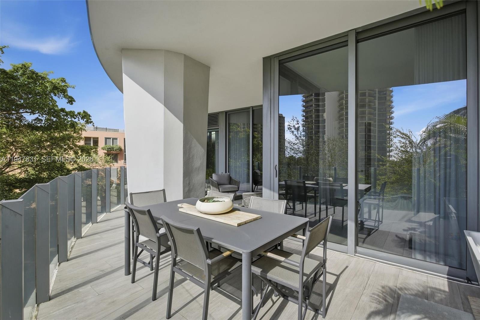 image Park Grove Club Residences3