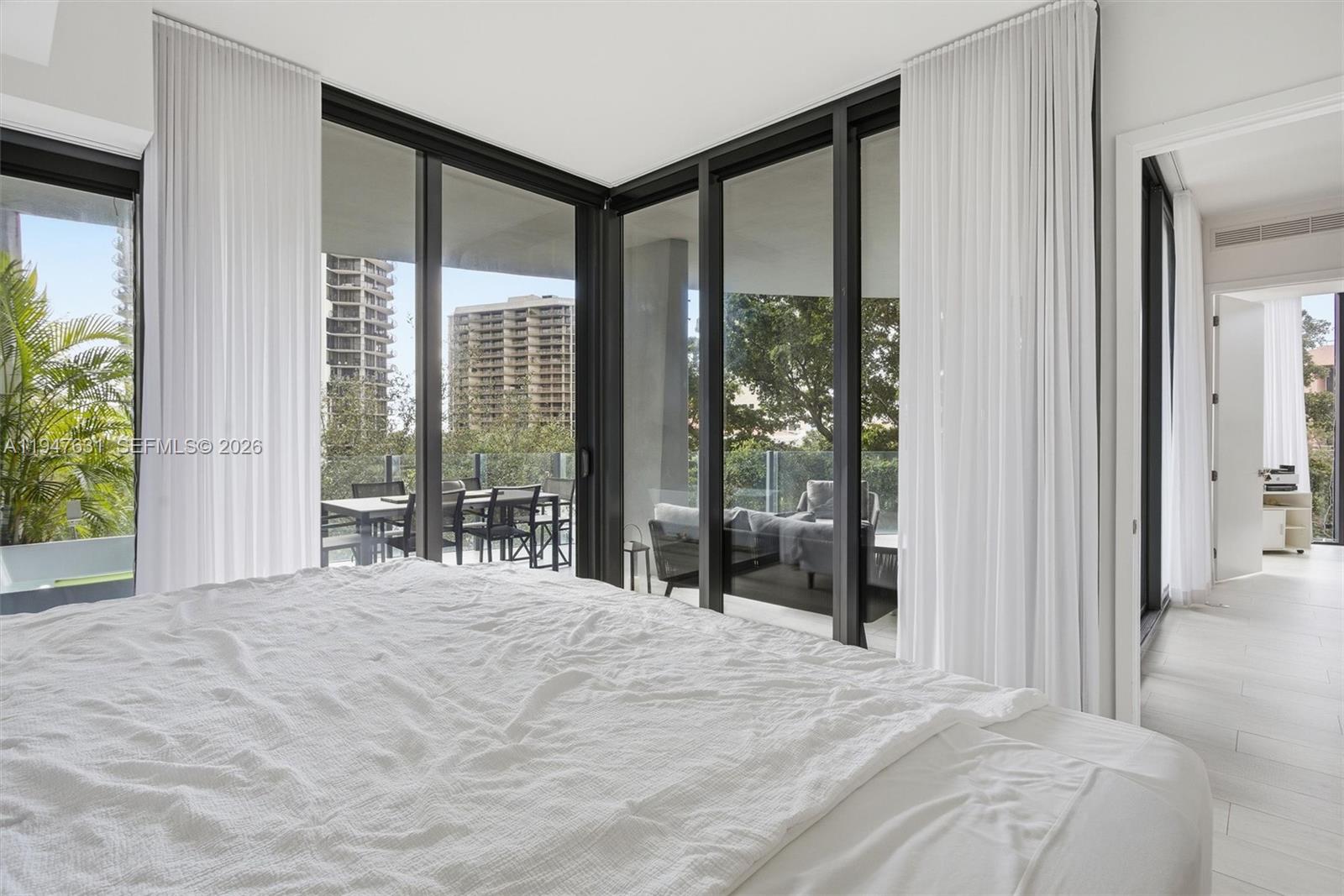 image Park Grove Club Residences7