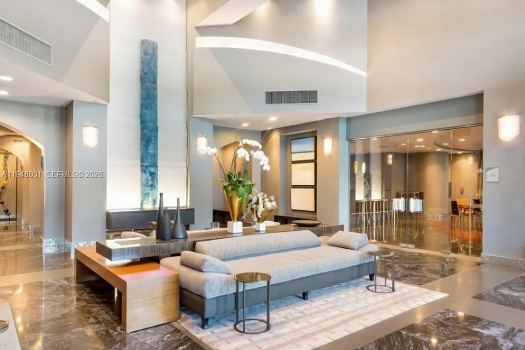 image Azure Condo2