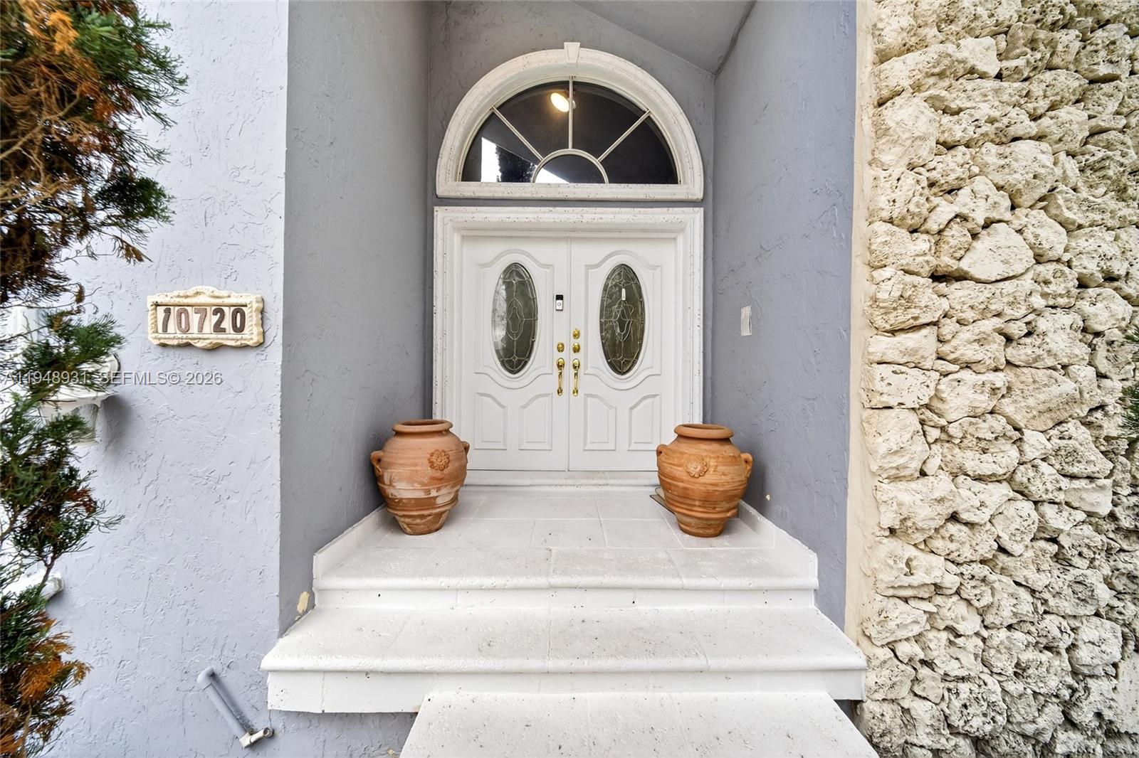 10720 SW 142nd Ave Miami, FL 33186