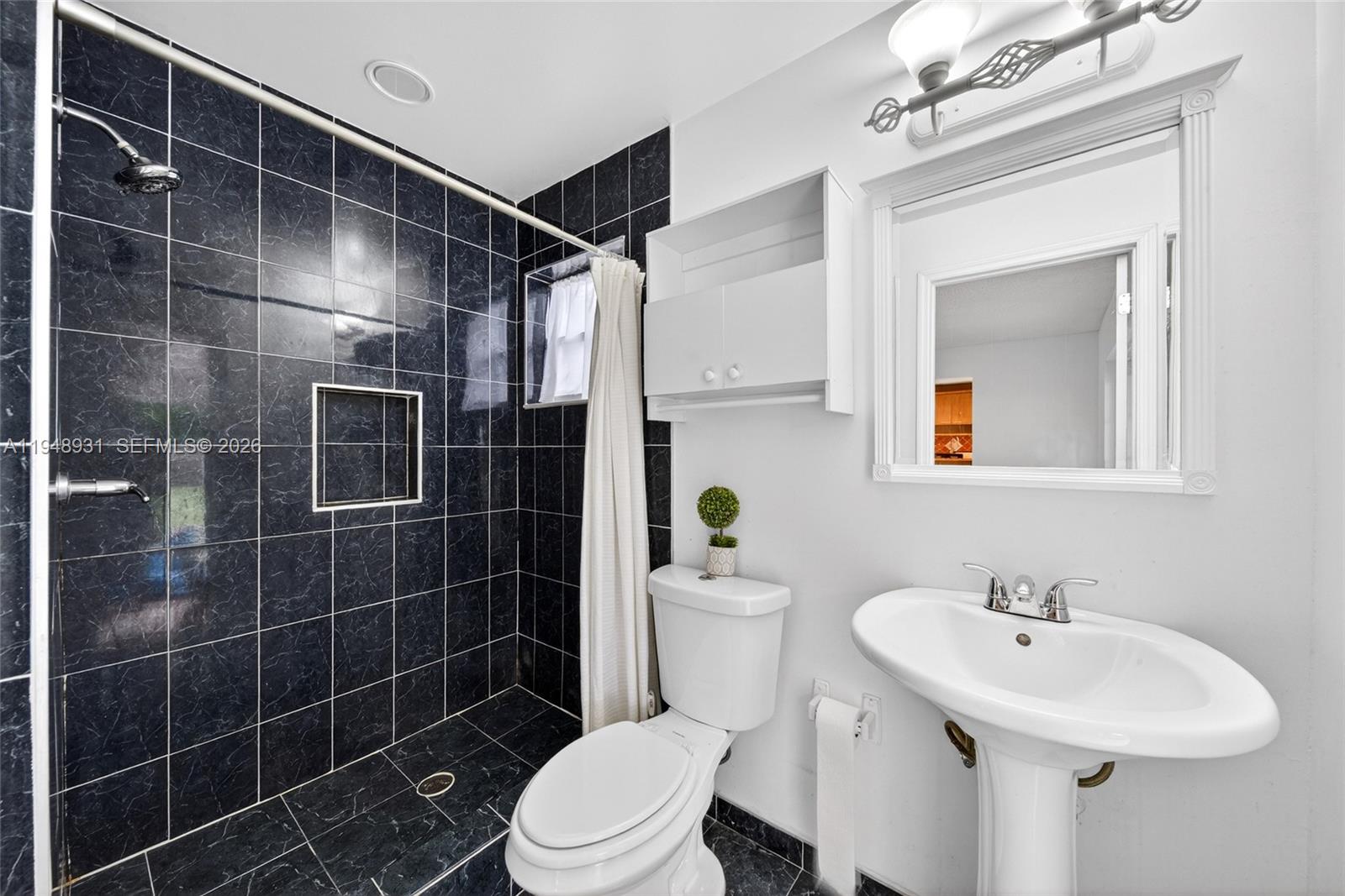 10720 SW 142nd Ave Miami, FL 33186