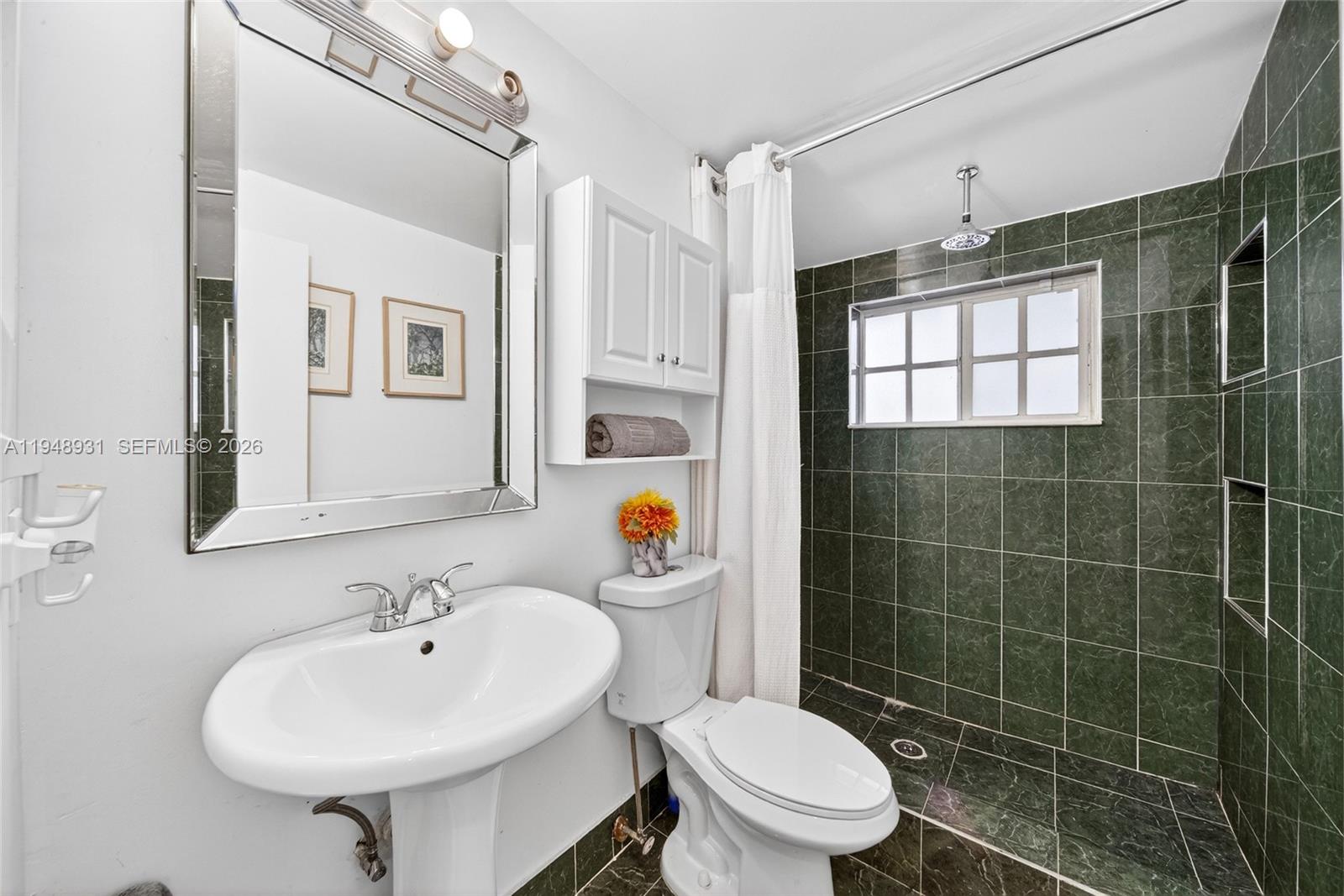 10720 SW 142nd Ave Miami, FL 33186