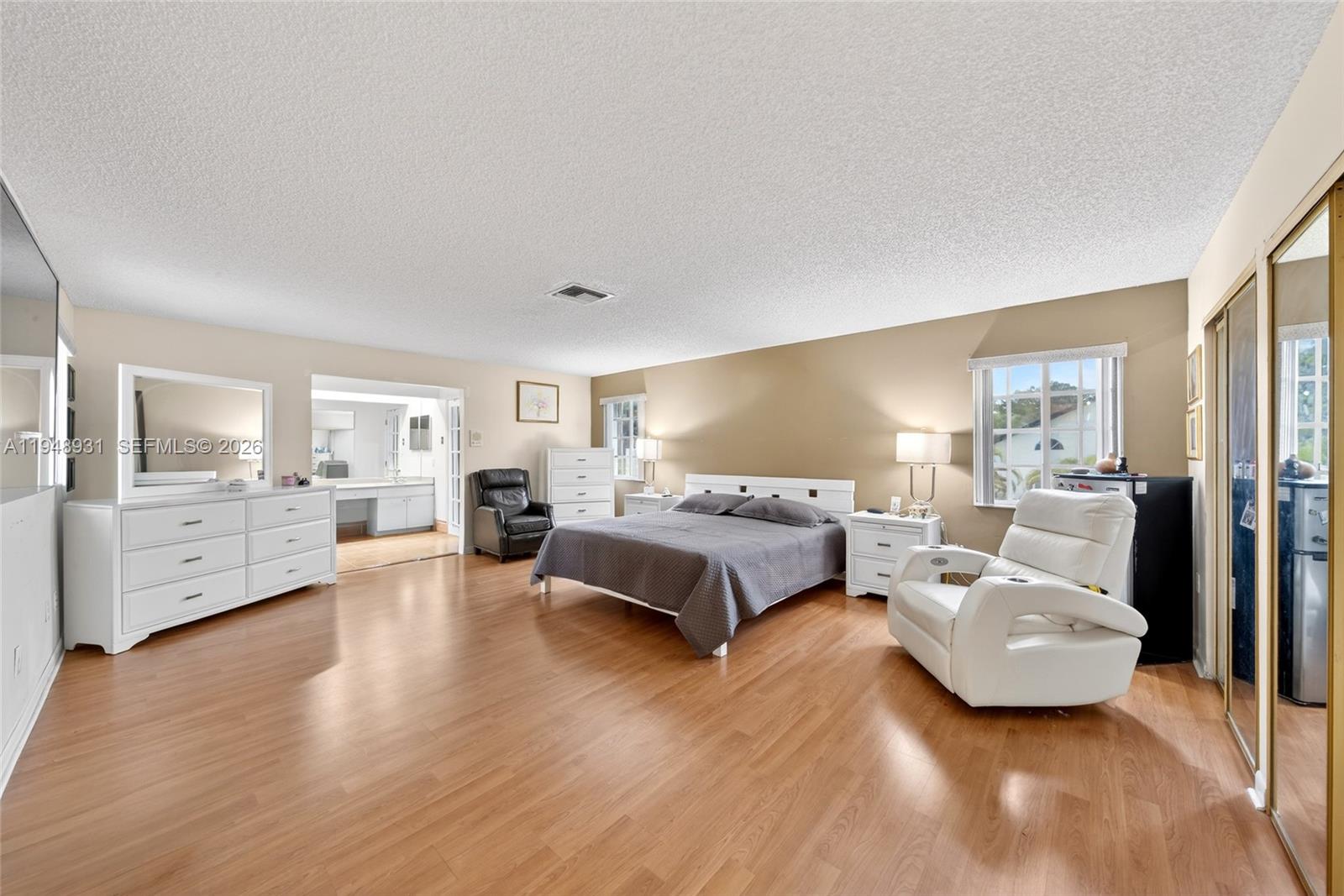 10720 SW 142nd Ave Miami, FL 33186