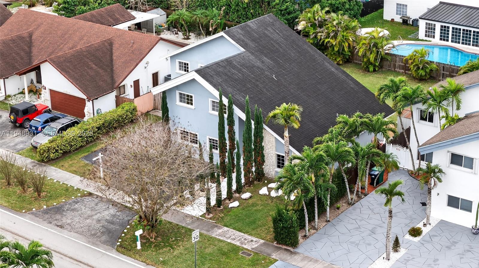 10720 SW 142nd Ave Miami, FL 33186