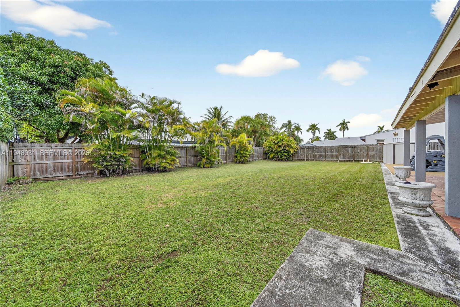 10720 SW 142nd Ave Miami, FL 33186