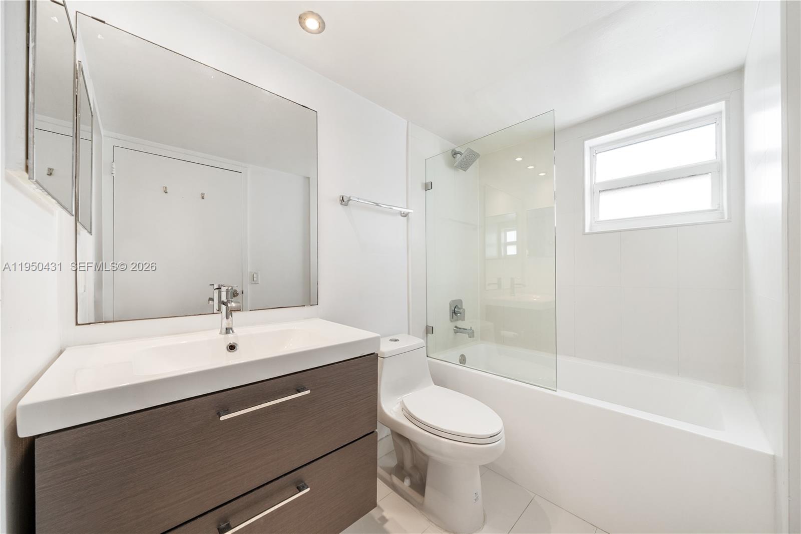 1035 West Ave #305 Miami Beach, FL 33139