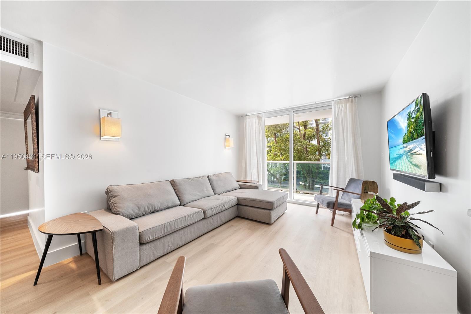 1035 West Ave #305 Miami Beach, FL 33139