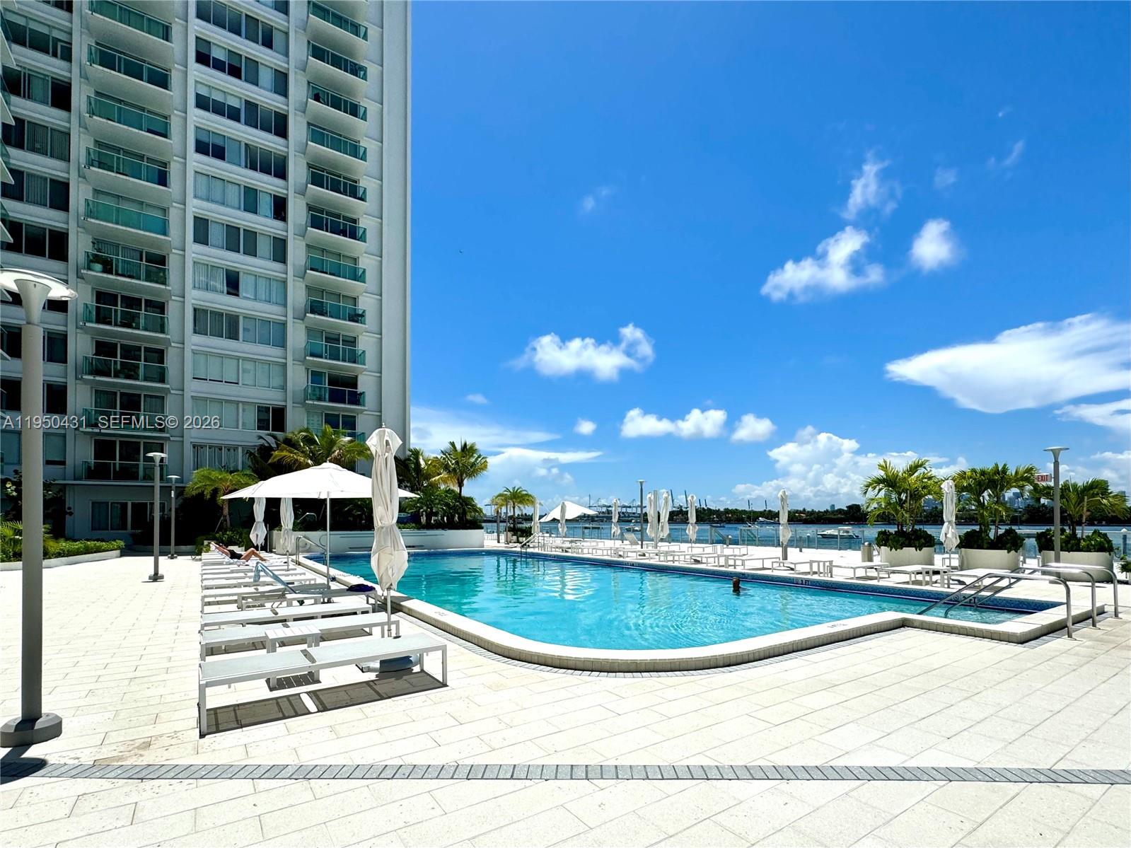 1035 West Ave #305 Miami Beach, FL 33139