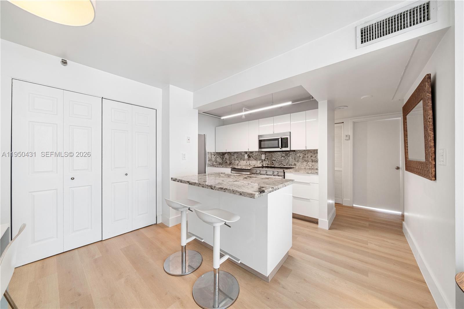 1035 West Ave #305 Miami Beach, FL 33139