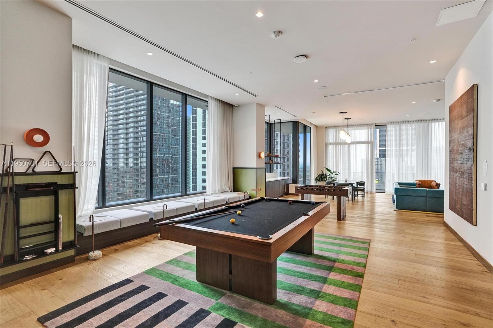 image The Crosby Miami Worldcenter6