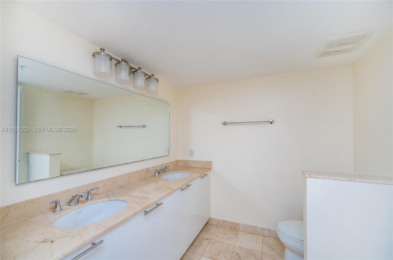 1800 N Bayshore Dr #2503 Miami, FL 33132