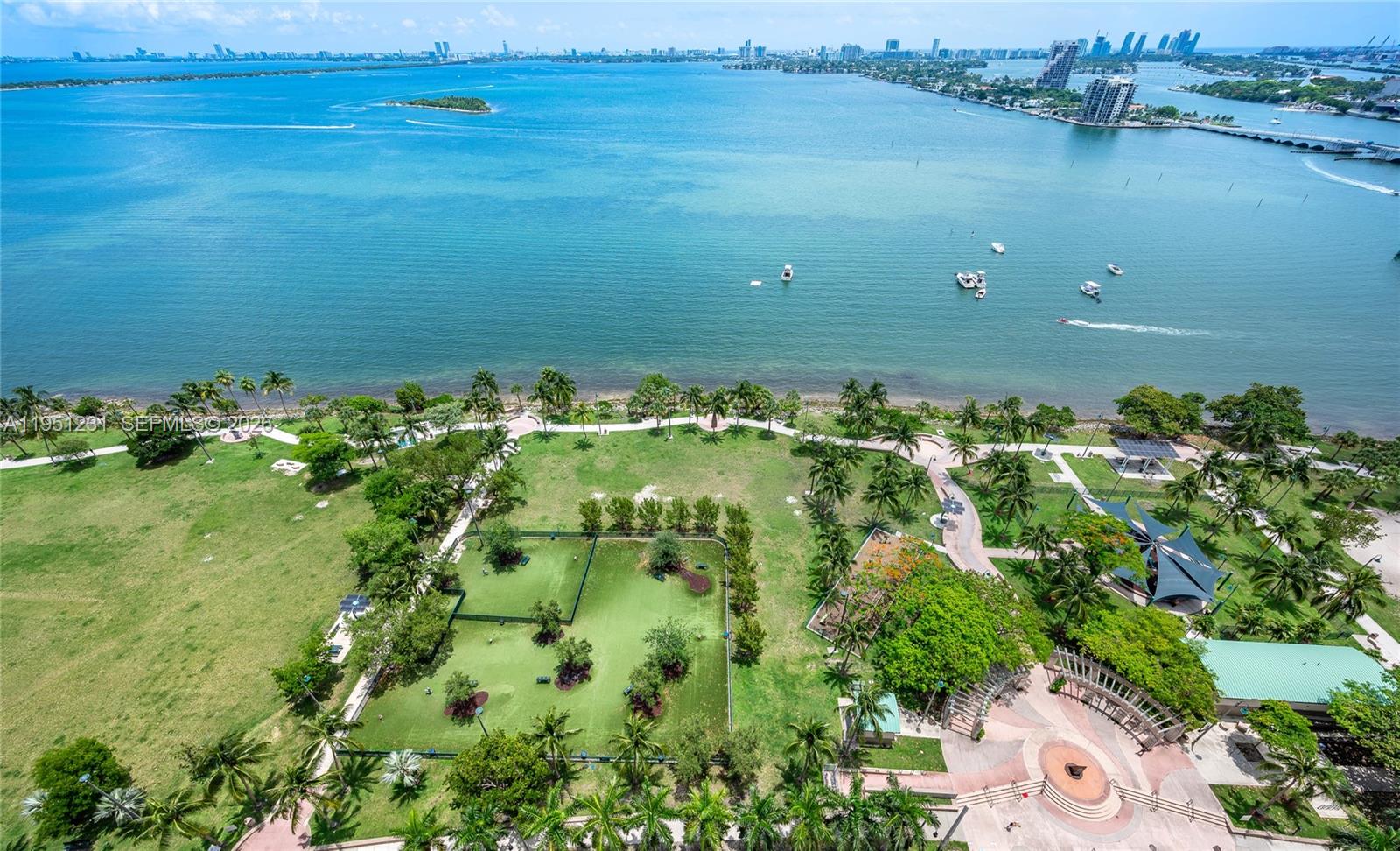 1800 N Bayshore Dr #2503 Miami, FL 33132