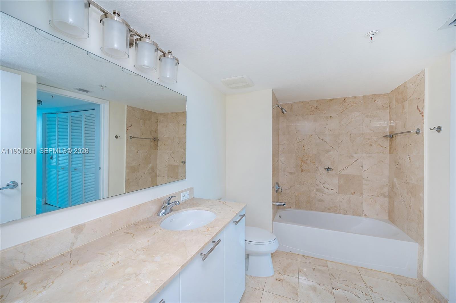 1800 N Bayshore Dr #2503 Miami, FL 33132