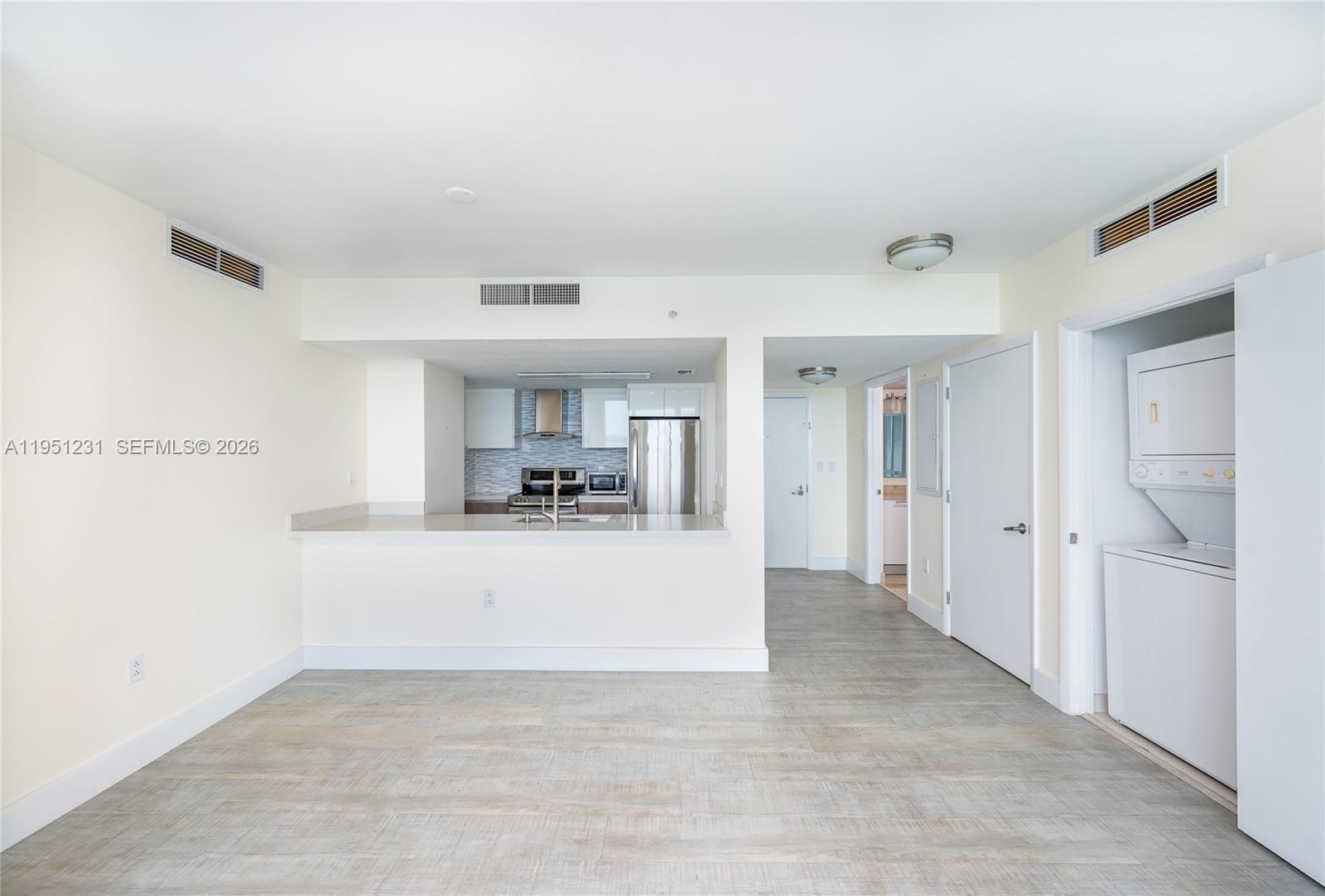 1800 N Bayshore Dr #2503 Miami, FL 33132