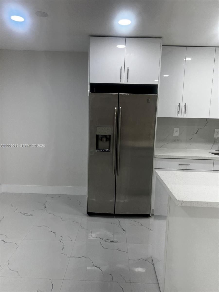 9402 SW 77th Ave #L8 Miami, FL 33156