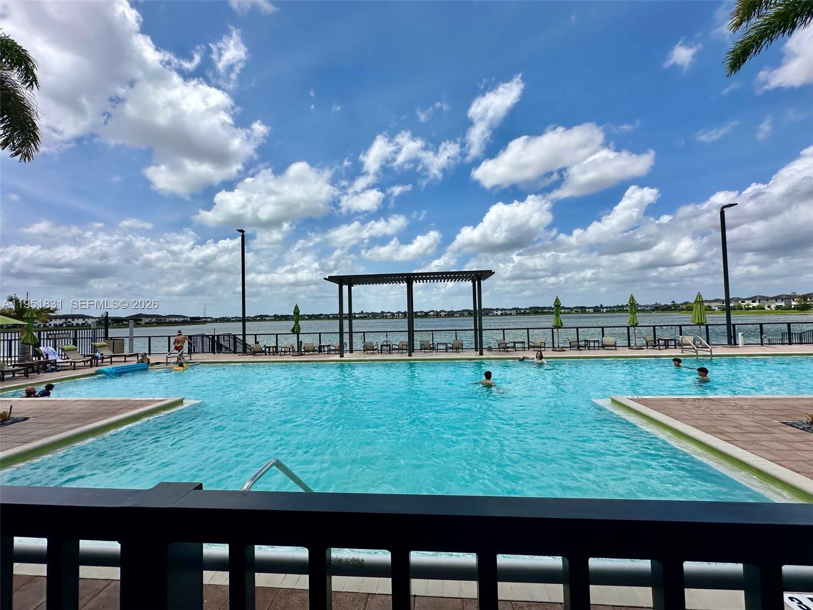 9113 NW 159th St #9113