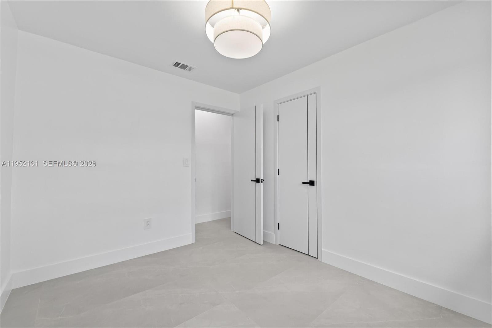 6950 W 10th Ave Hialeah, FL 33014