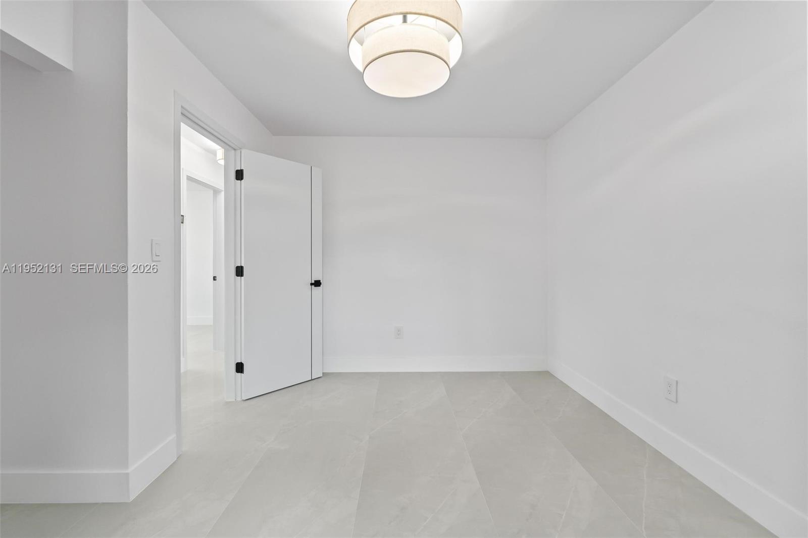 6950 W 10th Ave Hialeah, FL 33014