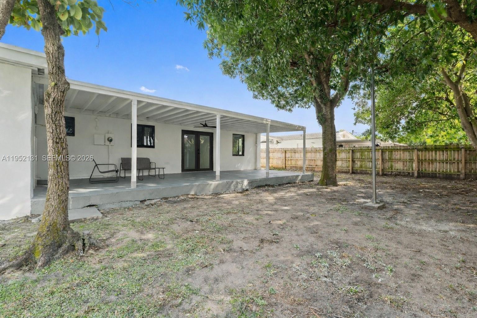 6950 W 10th Ave Hialeah, FL 33014