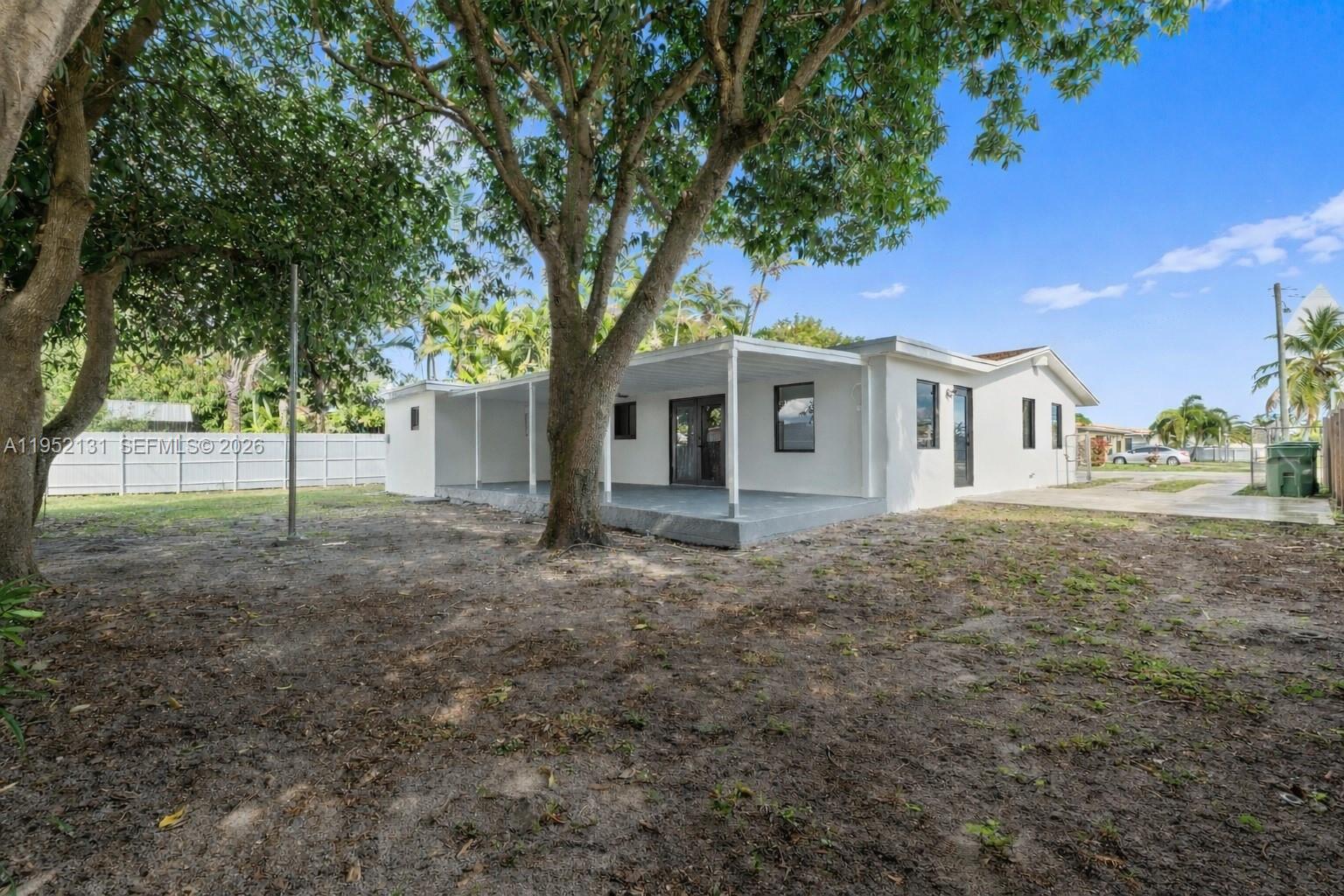 6950 W 10th Ave Hialeah, FL 33014