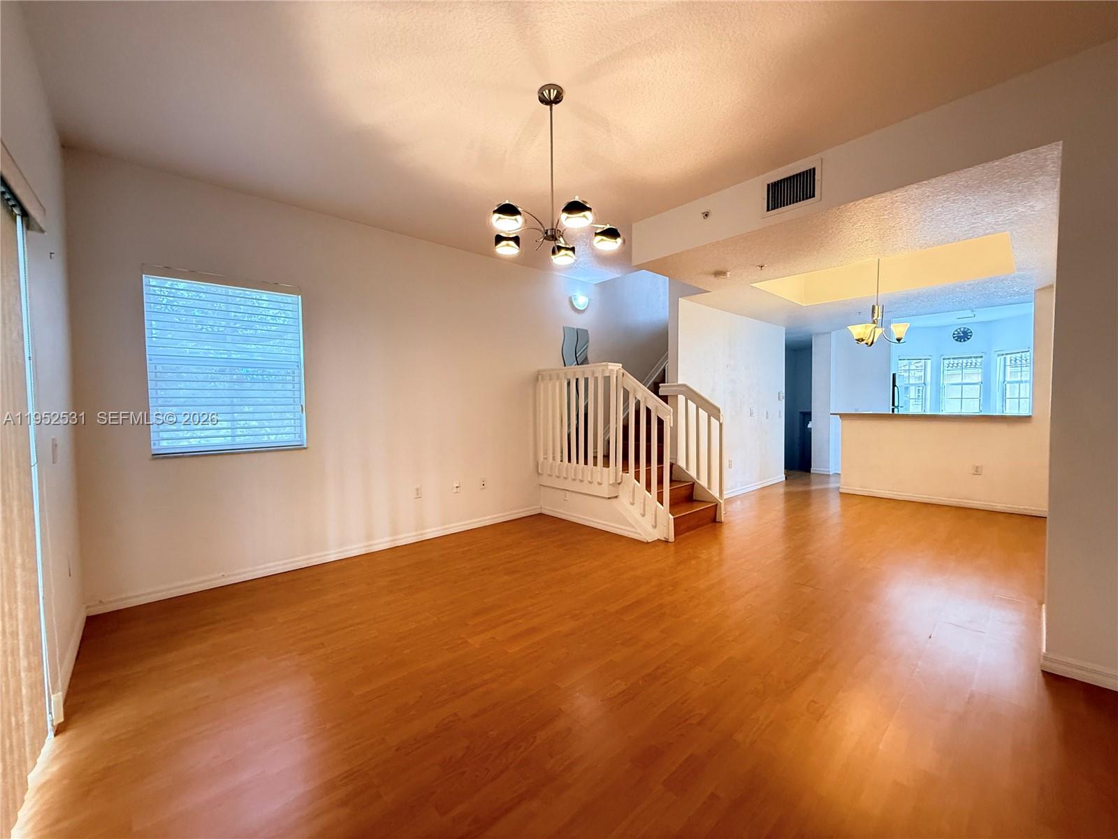 8940 NE 8th Ave #1205