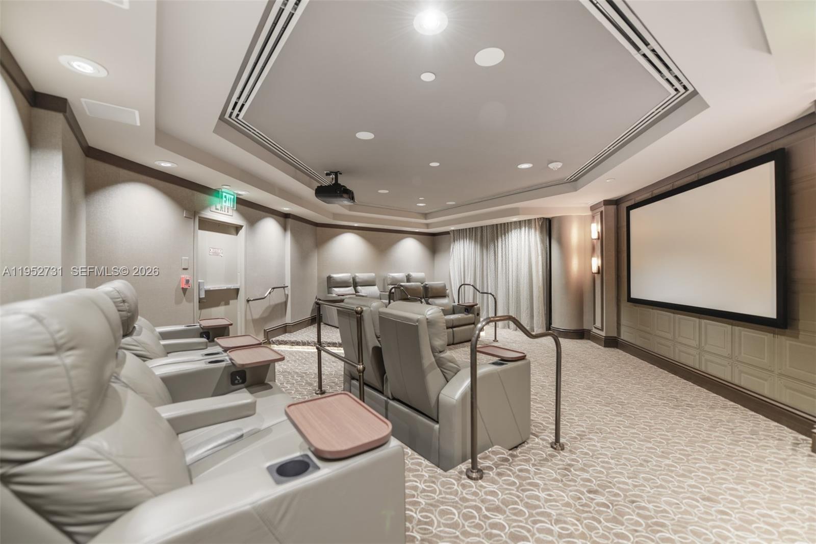 2800 Island Blvd #PH05 Aventura, FL 33160