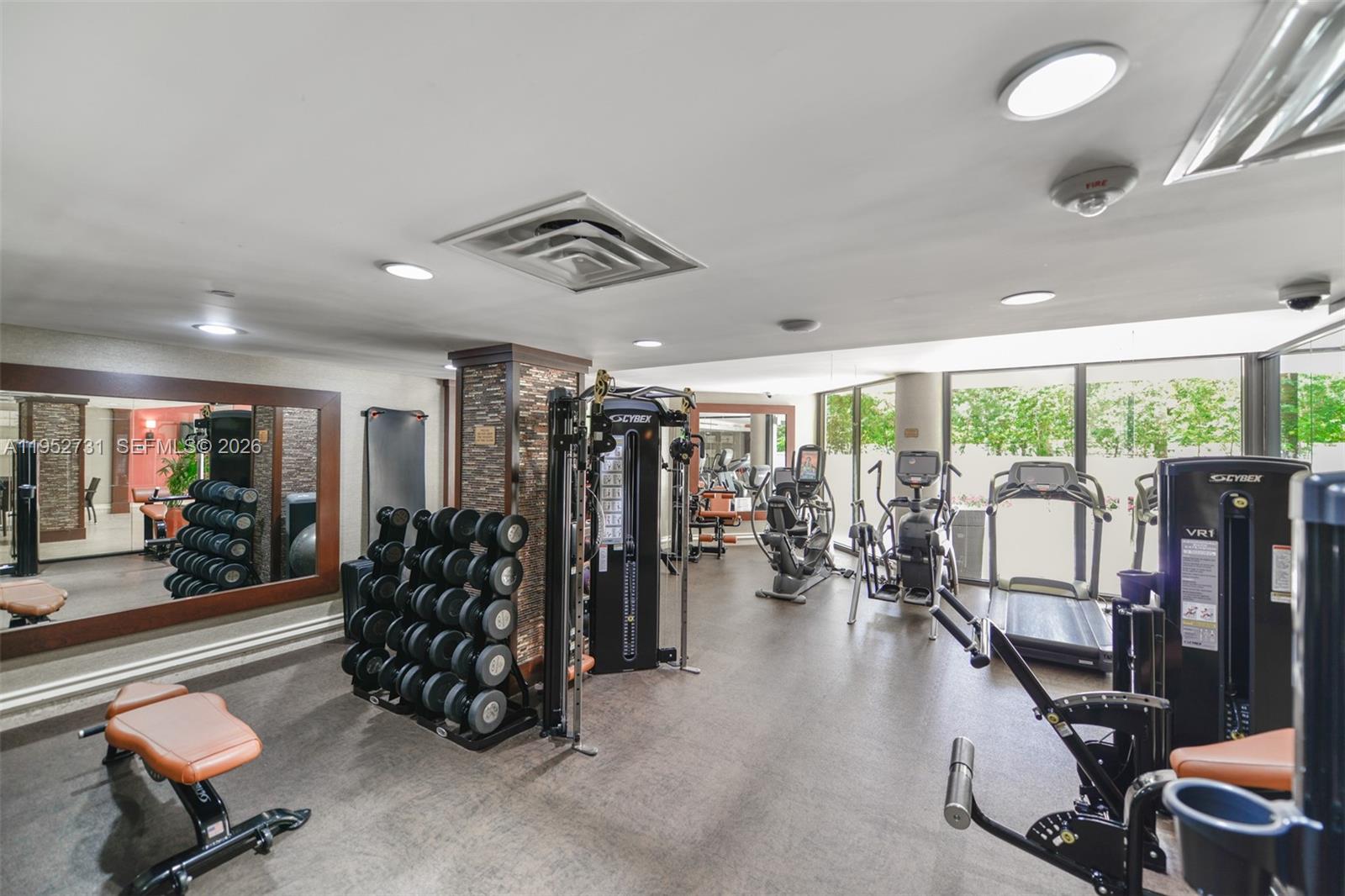 2800 Island Blvd #PH05 Aventura, FL 33160