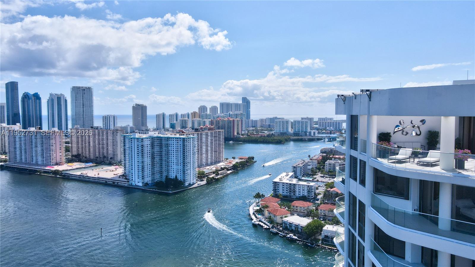 2800 Island Blvd #PH05 Aventura, FL 33160