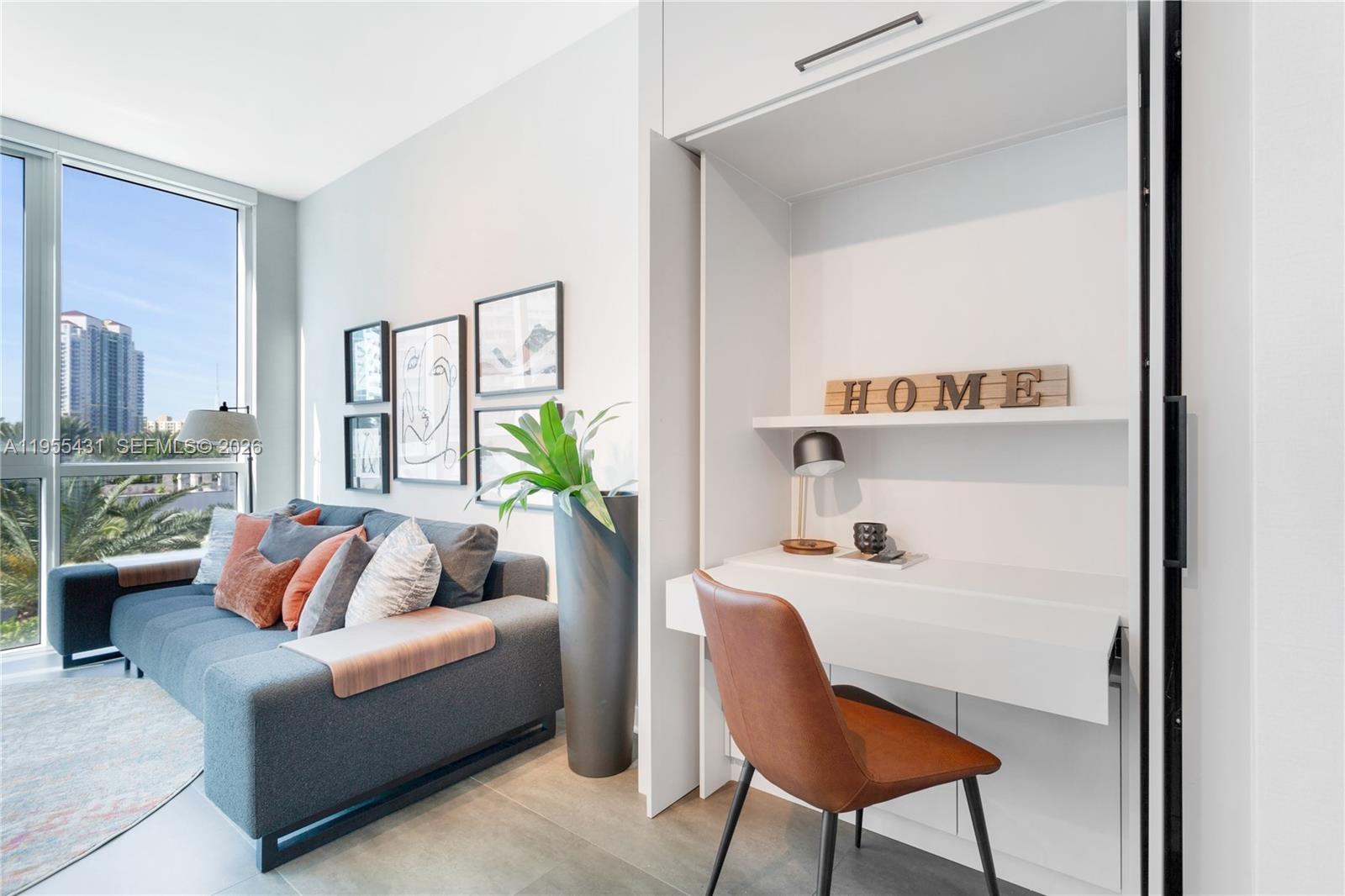 image Continuum South Beach North Tower10