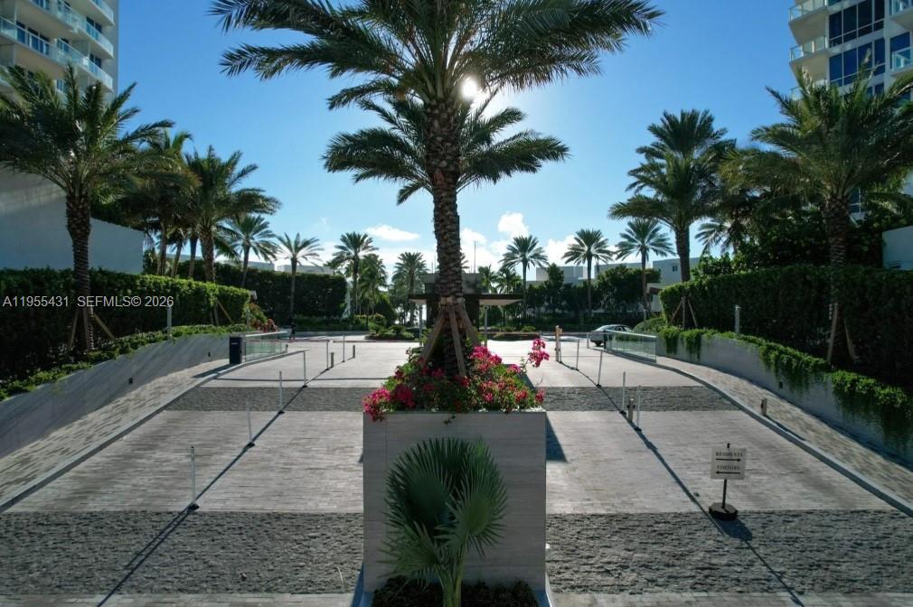 image Continuum South Beach North Tower28