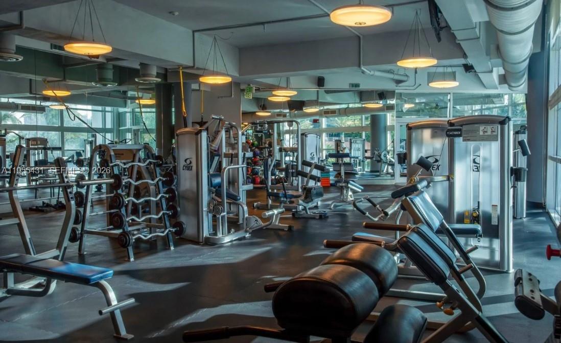 image Continuum South Beach North Tower32