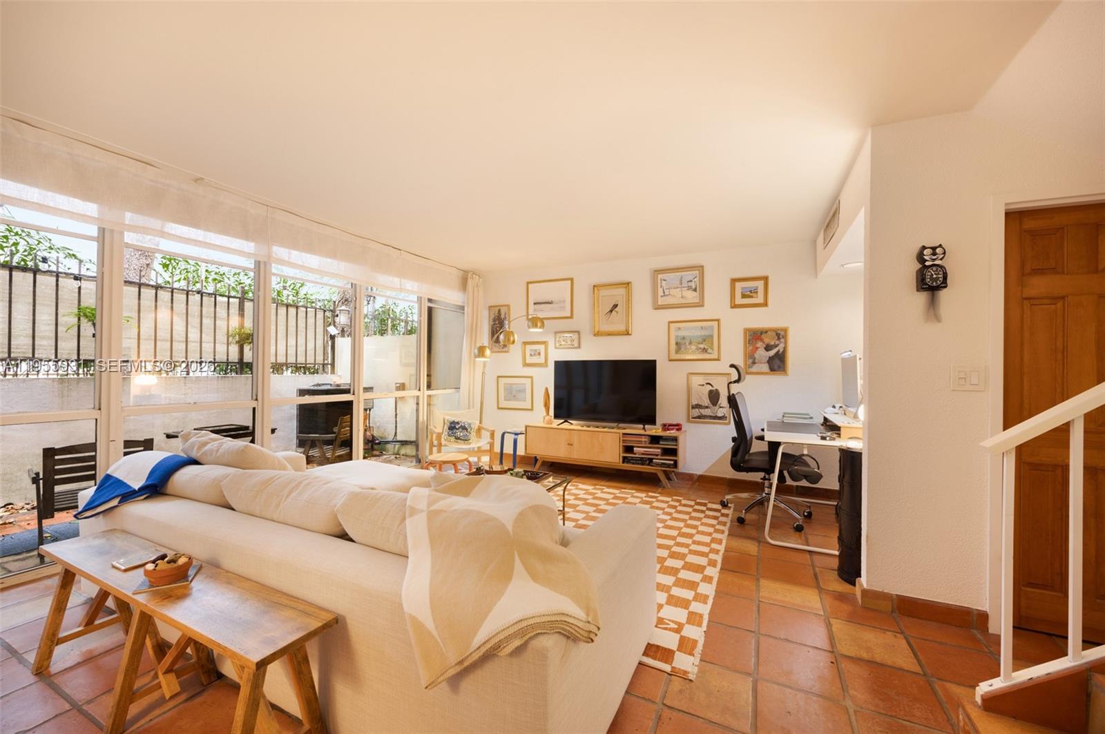 2666 Tigertail Ave #111 Coconut Grove, FL 33133