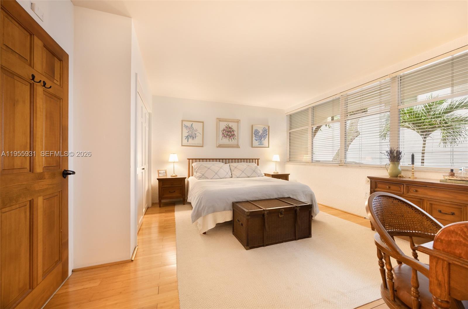 2666 Tigertail Ave #111 Coconut Grove, FL 33133