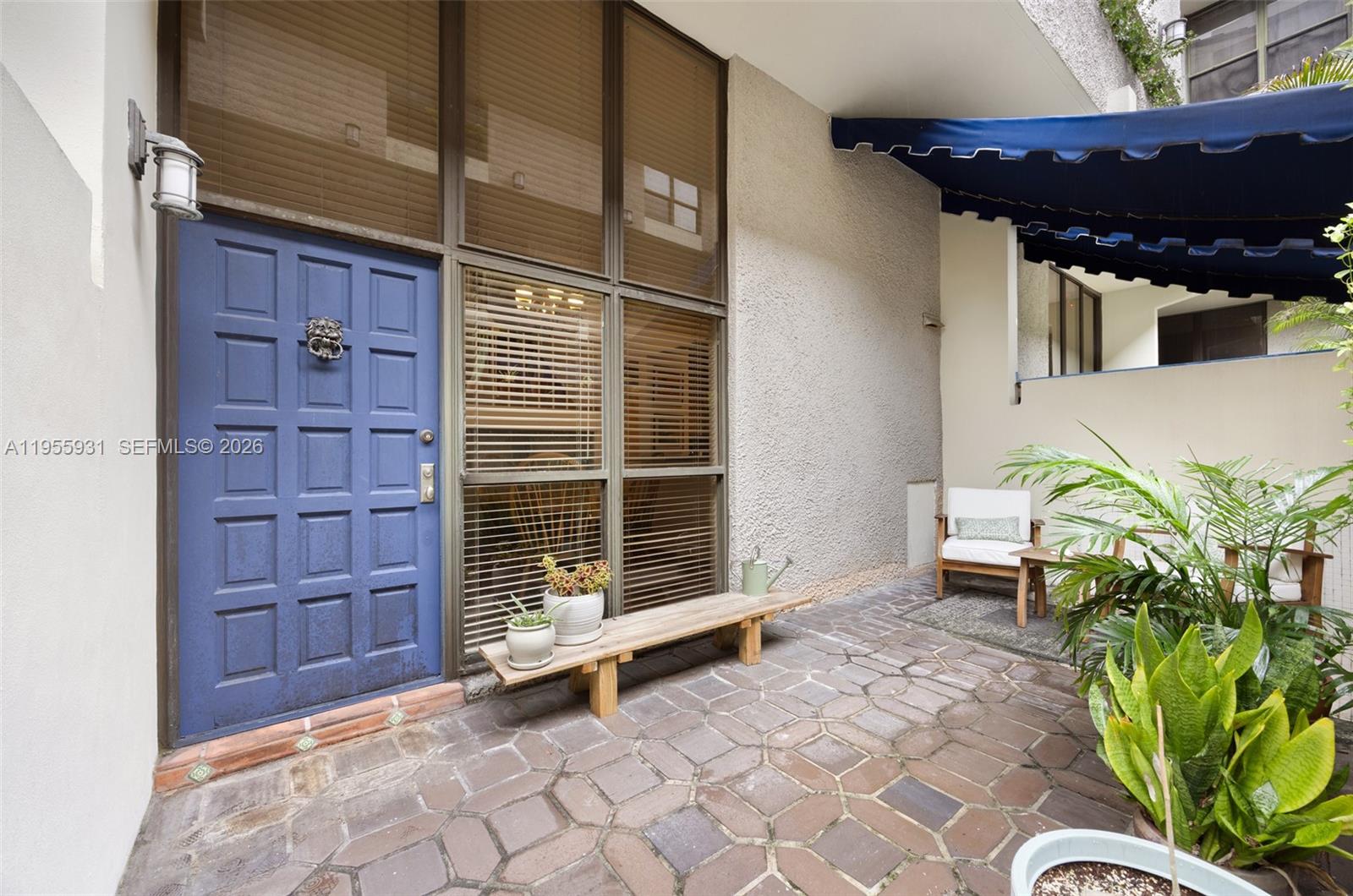 2666 Tigertail Ave #111 Coconut Grove, FL 33133