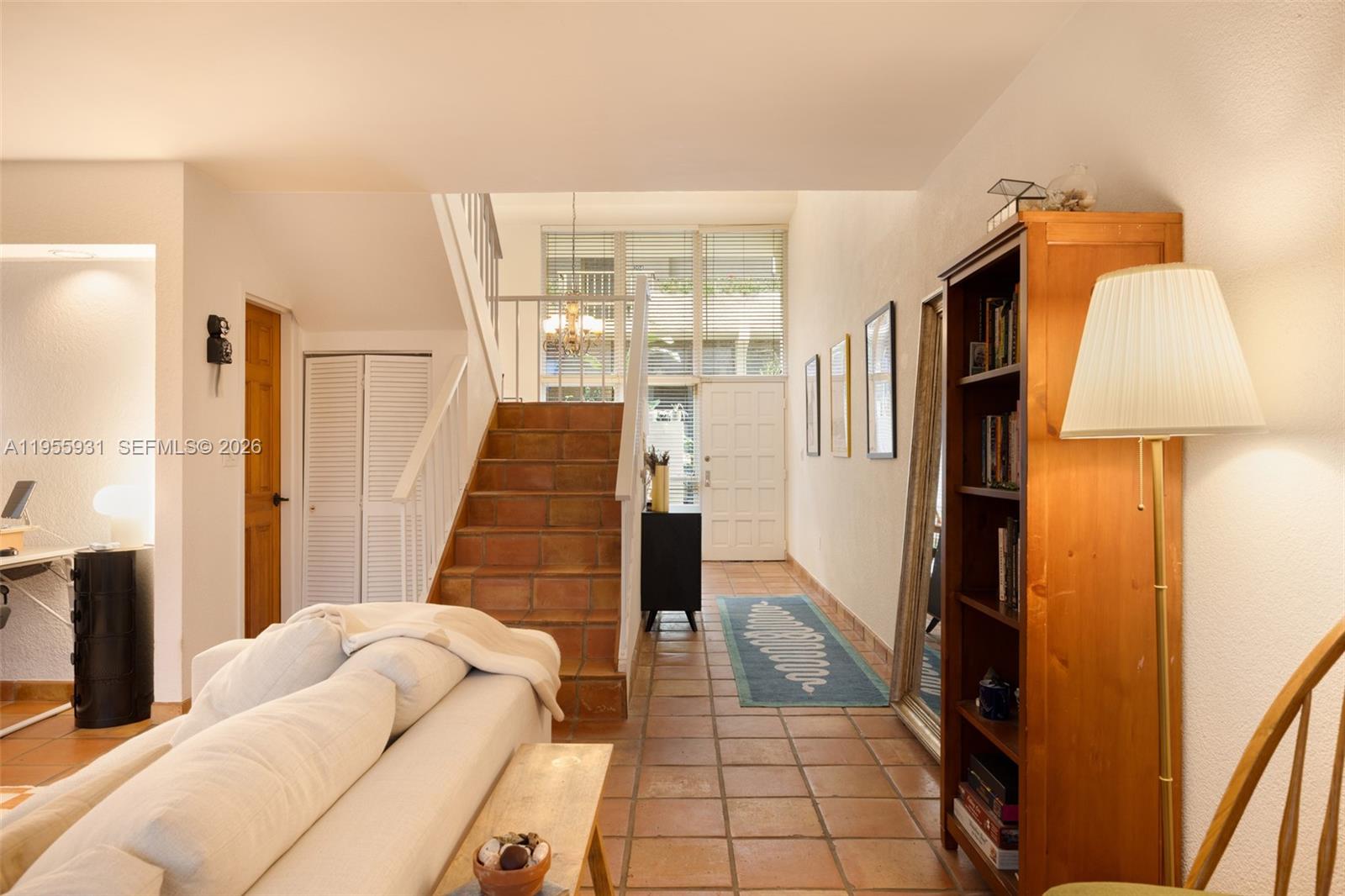 2666 Tigertail Ave #111 Coconut Grove, FL 33133