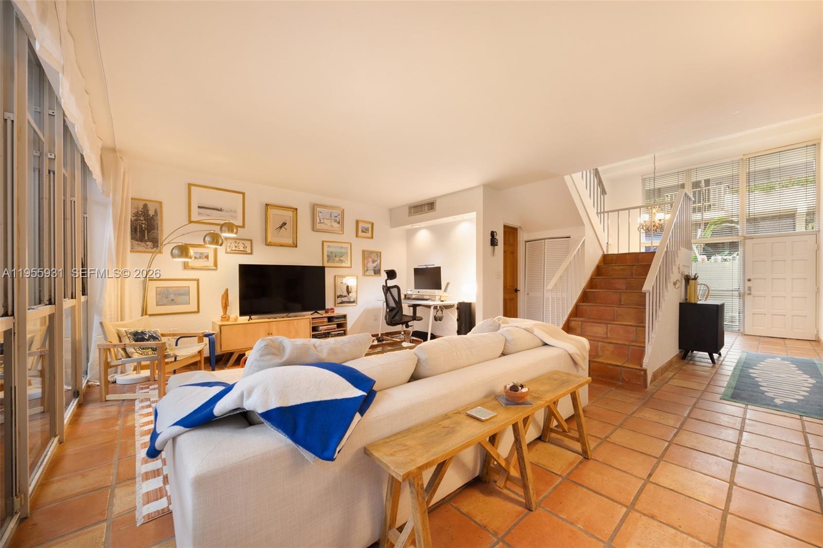 2666 Tigertail Ave #111 Coconut Grove, FL 33133