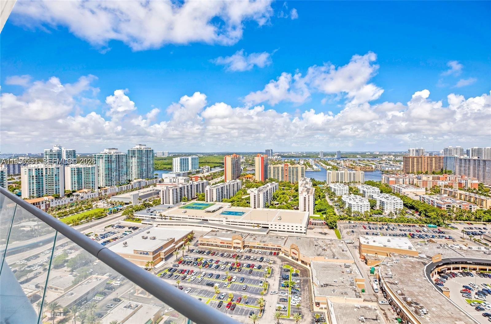 image Jade Signature31