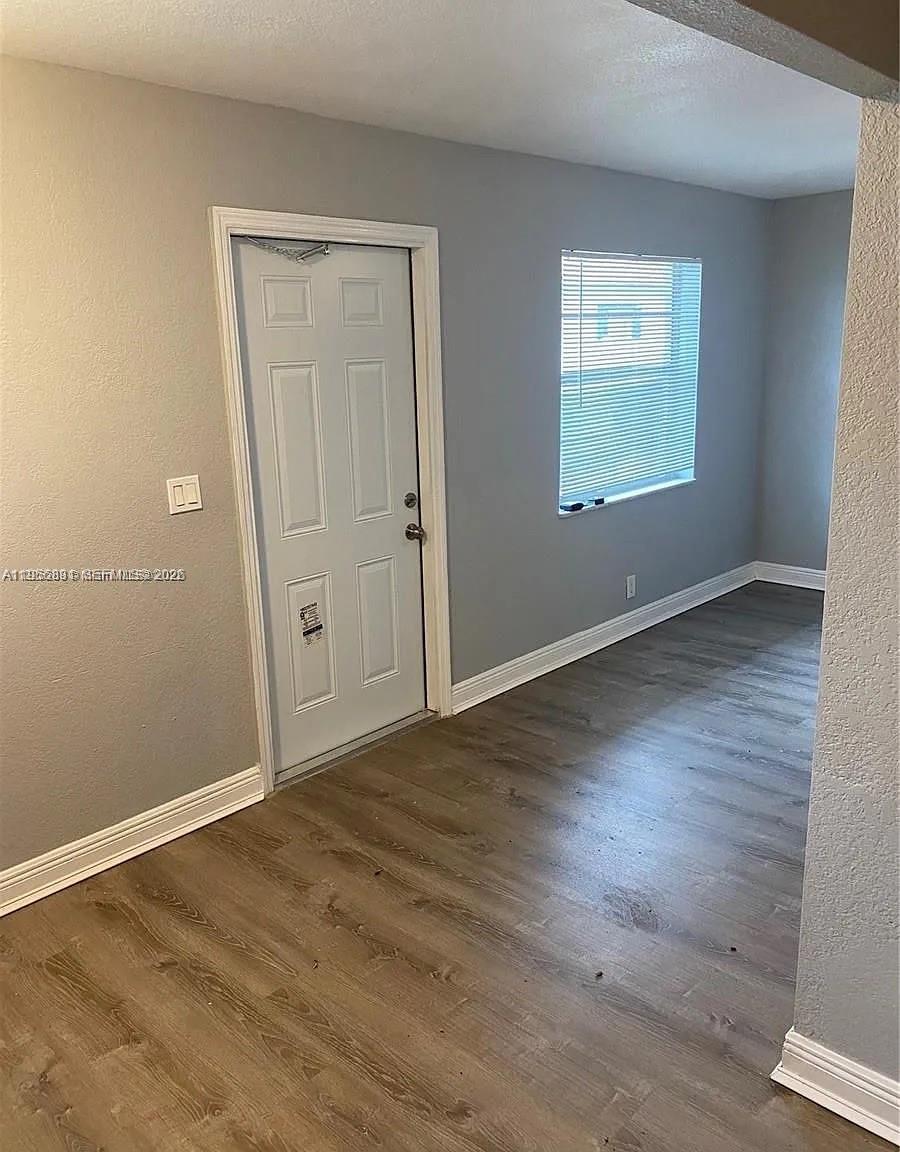 240 SE 9th Ave Pompano Beach, FL 33060