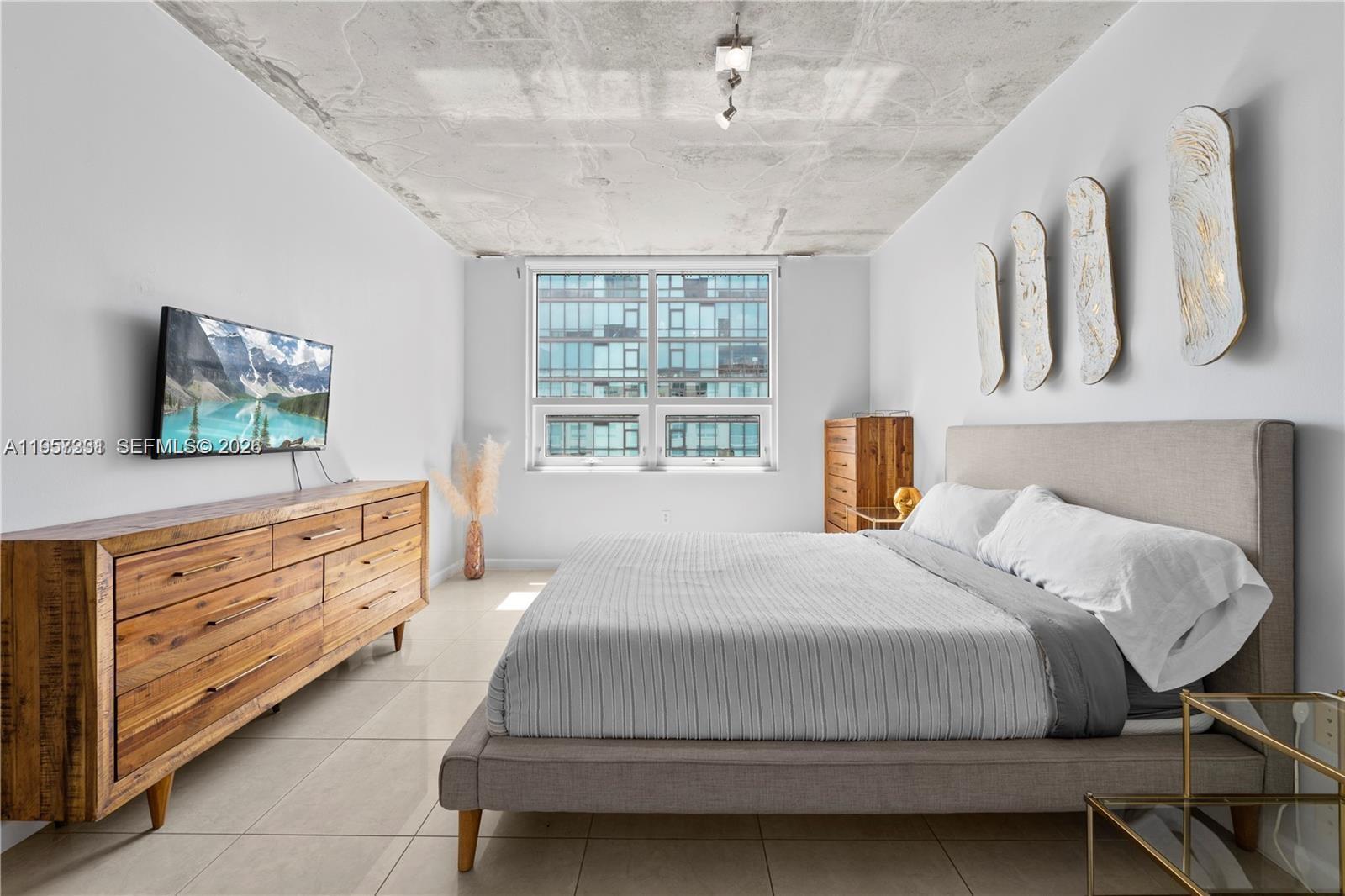 3250 NE 1st Ave #917 Miami, FL 33137