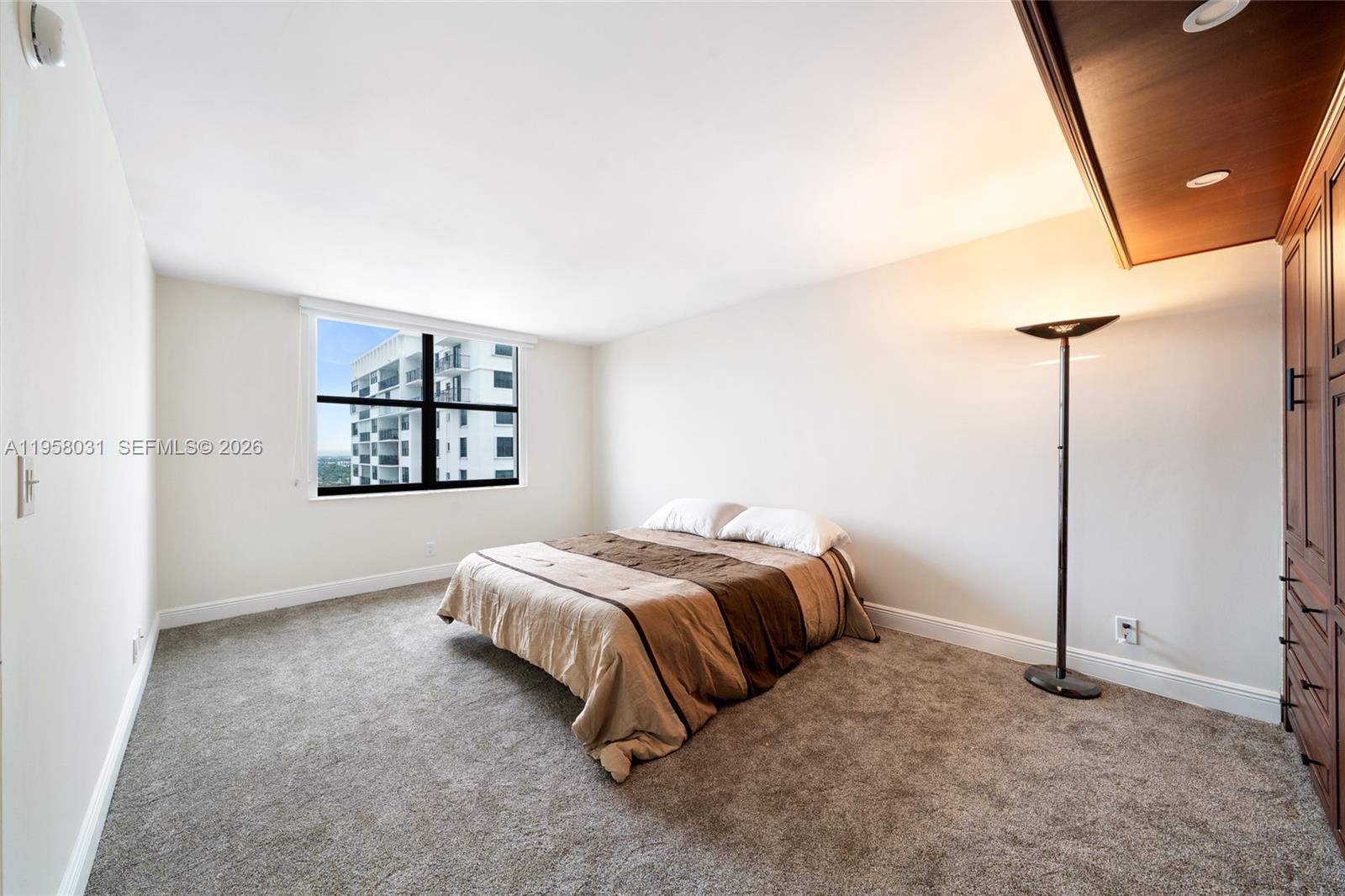 2301 S Ocean Dr #2507 Hollywood, FL 33019