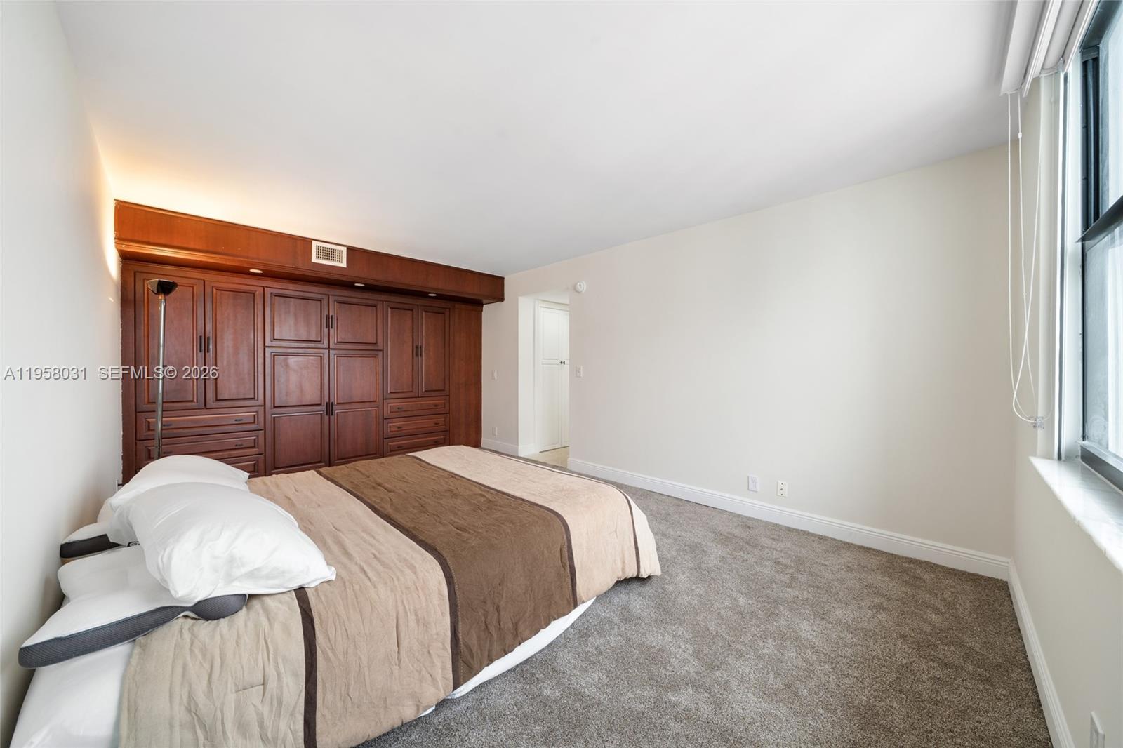 2301 S Ocean Dr #2507 Hollywood, FL 33019