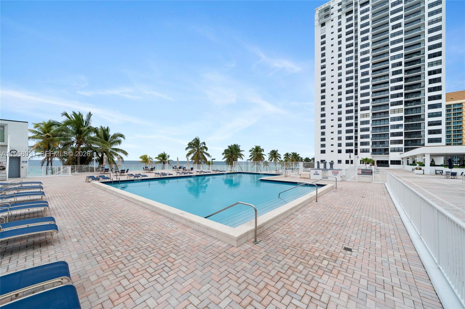 2301 S Ocean Dr #2507 Hollywood, FL 33019