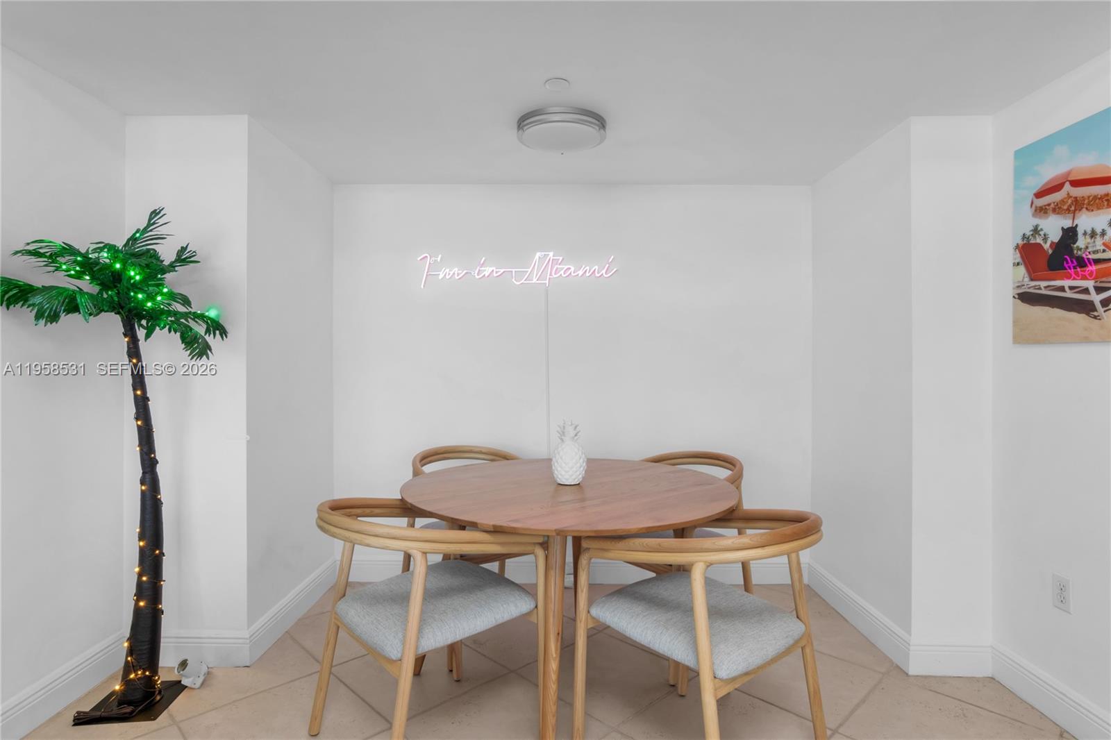 image The Waverly at South Beach3