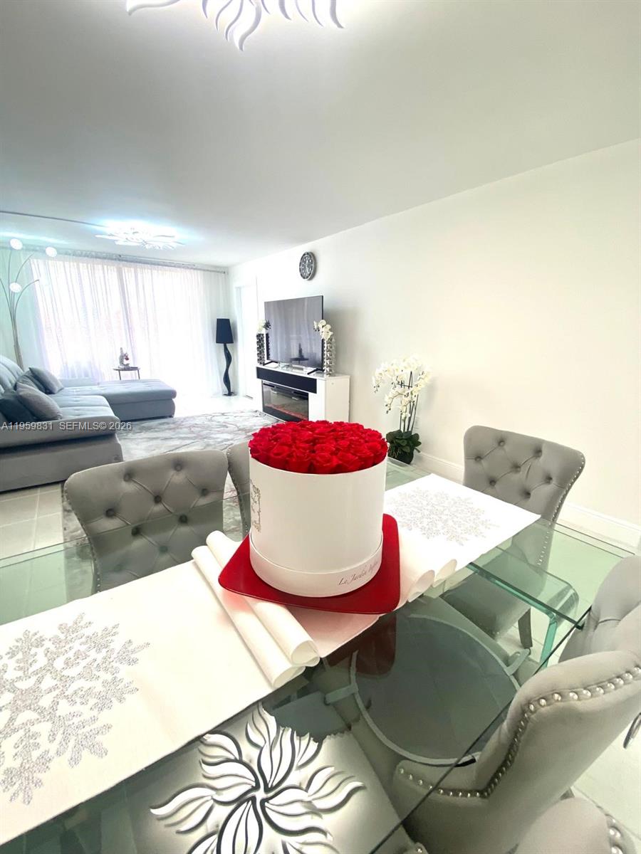 image Winston Towers 60017