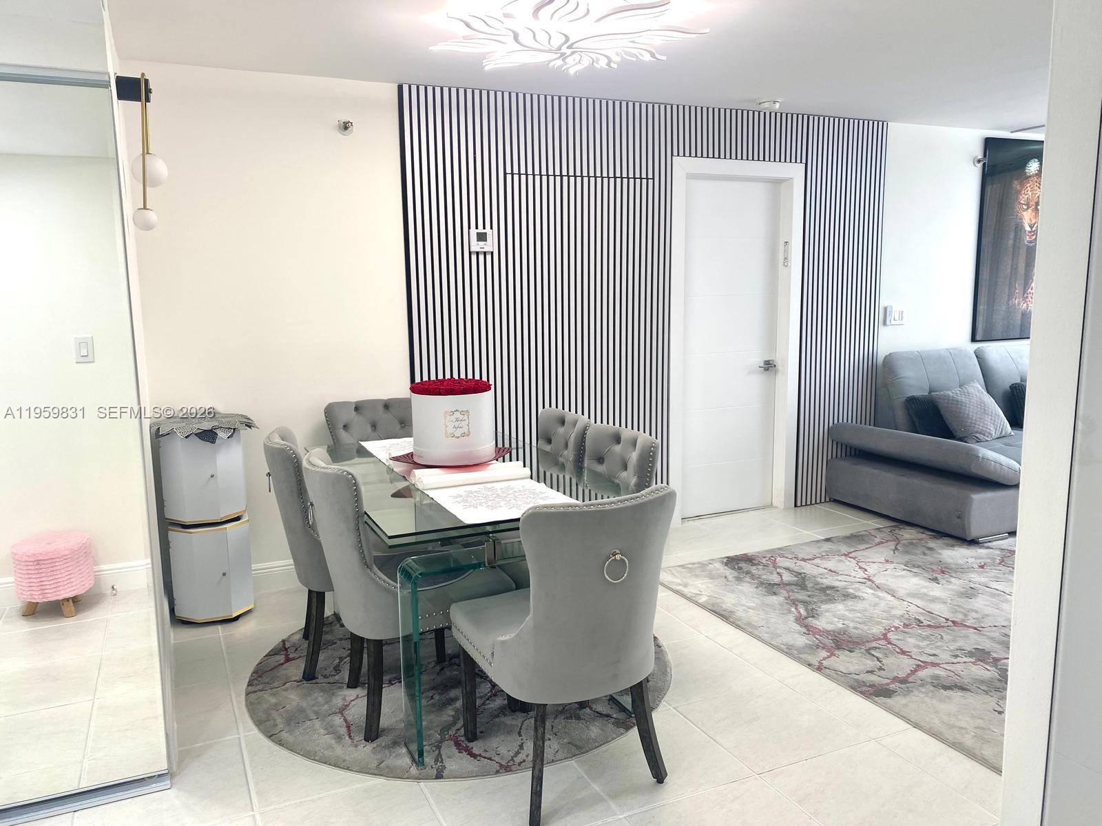 image Winston Towers 6001