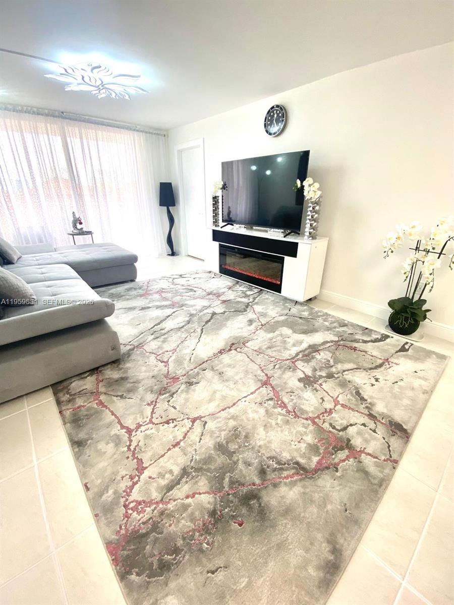 image Winston Towers 60020