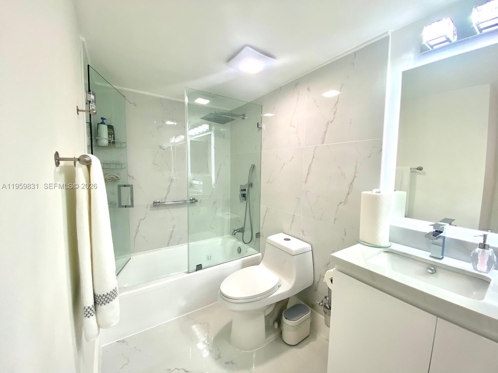 image Winston Towers 60035